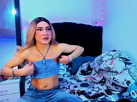 Snapshot of Georgina_Giio chatting on 2, 10, 2025 Georgina Giio online show from 2, 10, 2025