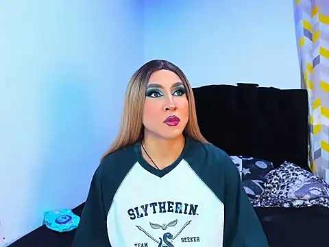 Snapshot of Georgina_Giio chatting on 19, 11, 2025 Georgina Giio online show from 19, 11, 2025