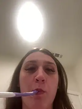 snowbabie4 online show from 13, 1, 2025