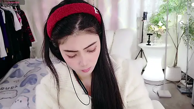 miaomiao-777 online show from 23, 9, 2025