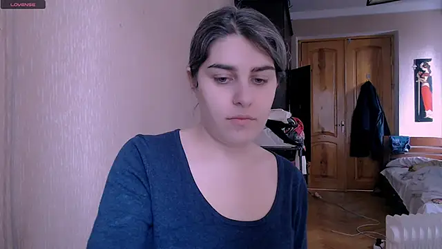 Snapshot of _Roselina_ chatting on 10, 2, 2025 Roselina online show from 10, 2, 2025