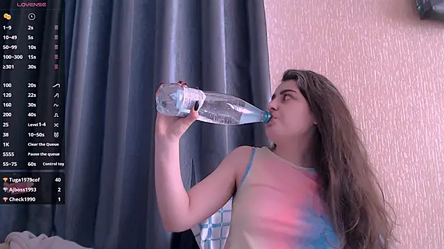 Snapshot of _Roselina_ chatting on 15, 2, 2025 Roselina online show from 15, 2, 2025