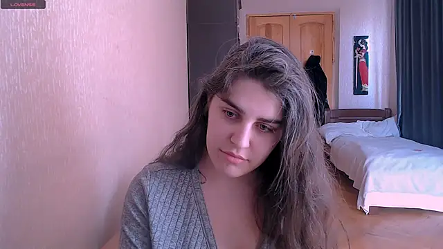 Snapshot of _Roselina_ chatting on 28, 2, 2025 Roselina online show from 28, 2, 2025