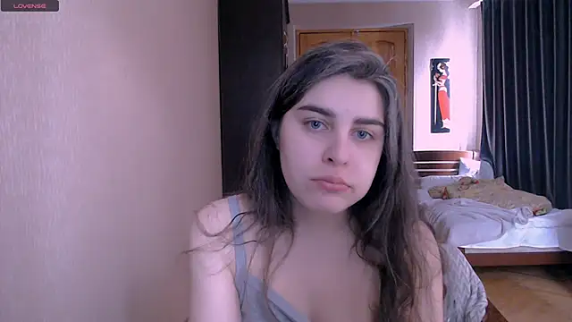 Snapshot of _Roselina_ chatting on 2, 3, 2025 Roselina online show from 2, 3, 2025