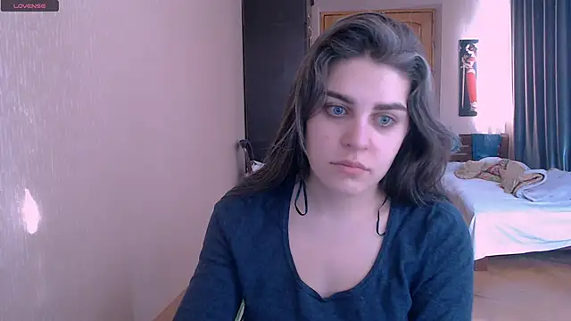 Snapshot of _Roselina_ chatting on 11, 3, 2025 Roselina online show from 11, 3, 2025