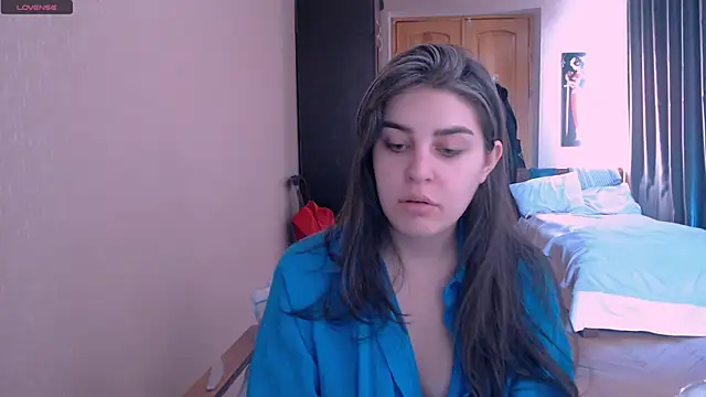 Snapshot of _Roselina_ chatting on 13, 3, 2025 Roselina online show from 13, 3, 2025