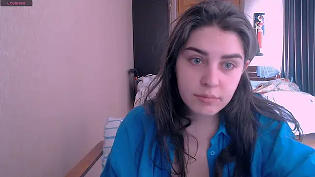 Snapshot of _Roselina_ chatting on 18, 3, 2025 Roselina online show from 18, 3, 2025