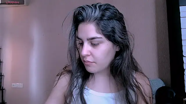 Snapshot of _Roselina_ chatting on 30, 11, 2025 Roselina online show from 30, 11, 2025