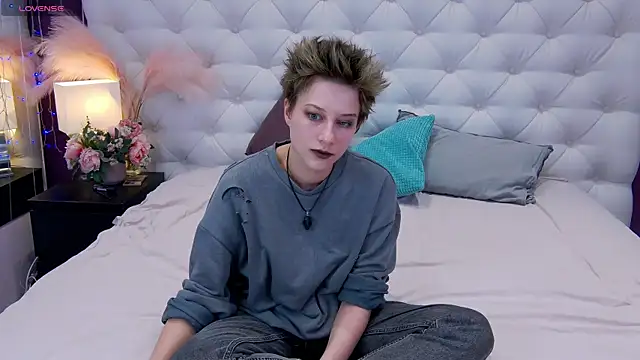 via mayer  online show from 11, 3, 2025