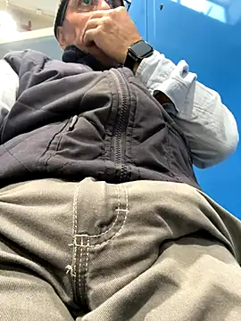 Snapshot of sempreilmio2 chatting on 17, 11, 2025 sempreilmio2 online show from 17, 11, 2025