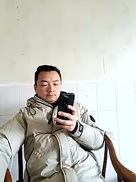 Snapshot of swg176 chatting on 12, 1, 2026 swg176 online show from 12, 1, 2026