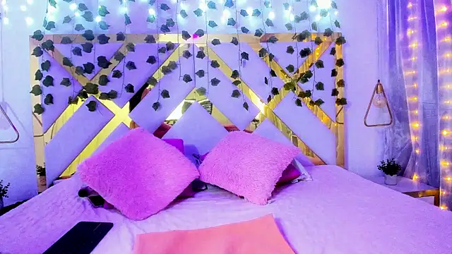 Christal Golden online show from 14, 1, 2025