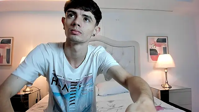 connor and angel online show from 6, 3, 2025