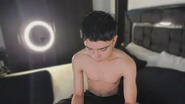 alanblack1 online show from 13, 3, 2026