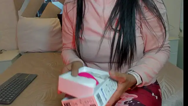 raquell moore online show from 22, 2, 2025