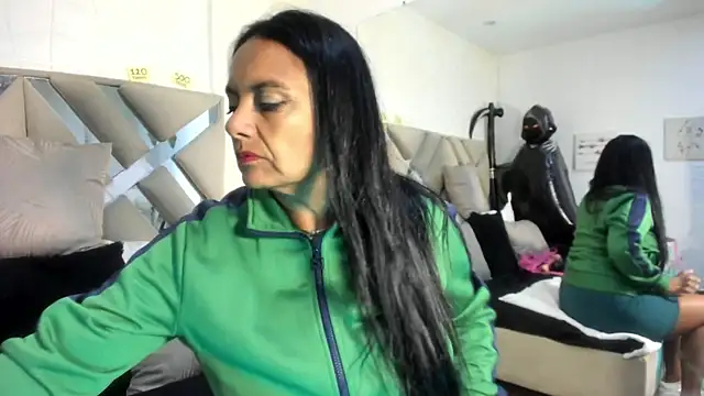 raquell moore online show from 11, 11, 2025