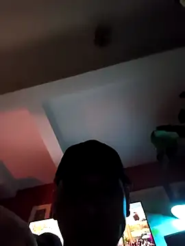 Thomaszz3 online show from 5, 5, 2026