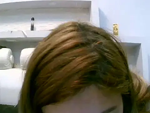 VittoriaTaylor online show from 18, 3, 2025