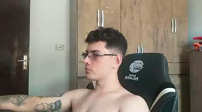 Dyllan   online show from 24, 1, 2025