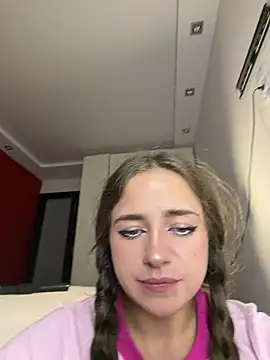 GeraBoobsi online show from 7, 8, 2026