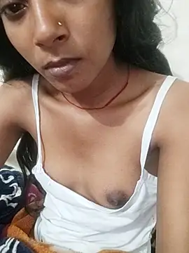 Snapshot of Divya-2007 chatting on 13, 2, 2026 Divya-2007 online show from 13, 2, 2026