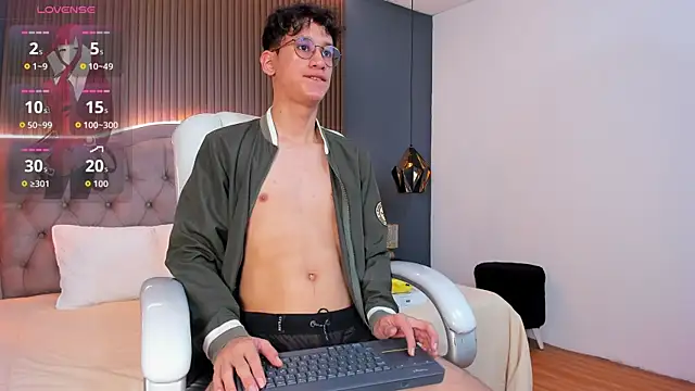 Cum hunters online show from 18, 10, 2025