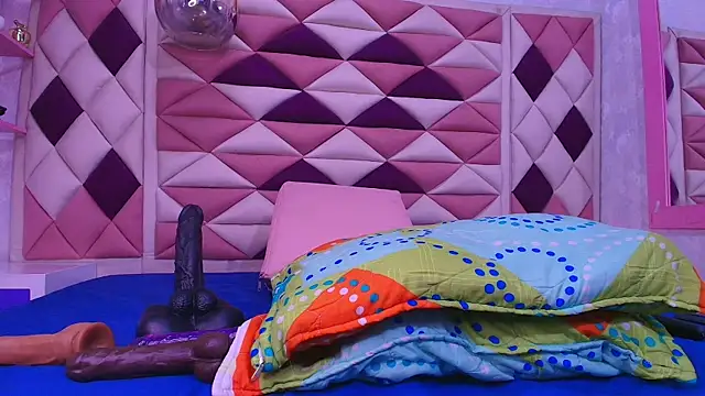 Snapshot of Auroraa_miller chatting on 9, 11, 2025 Auroraa miller online show from 9, 11, 2025