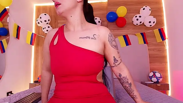 Auroraa miller online show from 23, 6, 2026