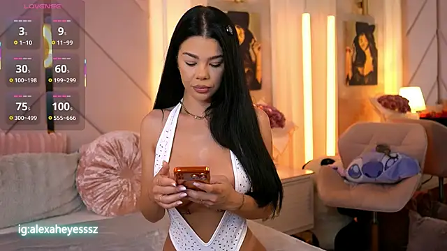 Alexaheyess online show from 4, 5, 2026