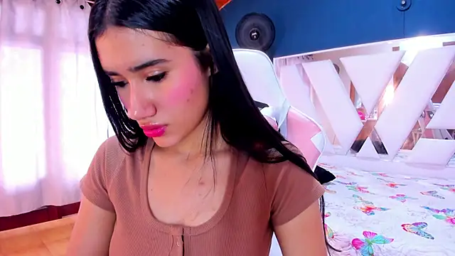 Snapshot of Alondra_Cutie chatting on 18, 3, 2025 Alondra Cutie online show from 18, 3, 2025