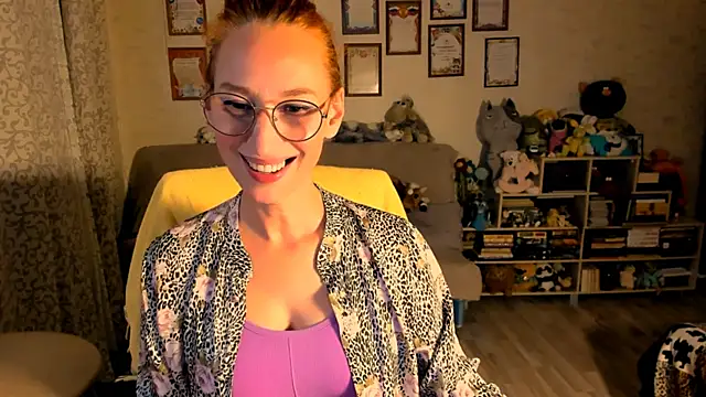 red rocco online show from 17, 9, 2025