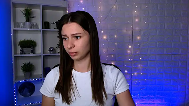 flora ri online show from 17, 9, 2025