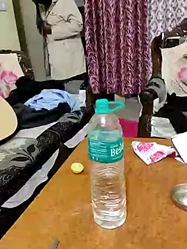 Snapshot of YourSuperTanya chatting on 14, 2, 2025 YourSuperTanya online show from 14, 2, 2025