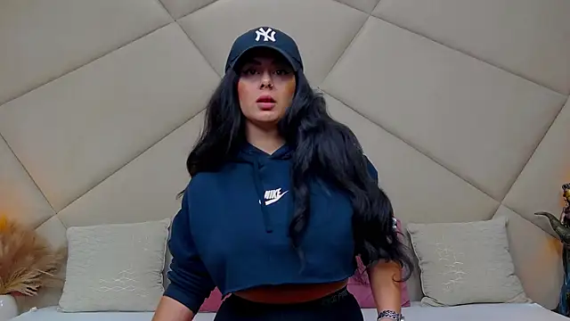 Snapshot of ChloeFrost chatting on 20, 9, 2025 ChloeFrost online show from 20, 9, 2025