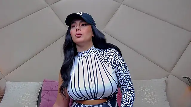 Snapshot of ChloeFrost chatting on 24, 9, 2025 ChloeFrost online show from 24, 9, 2025