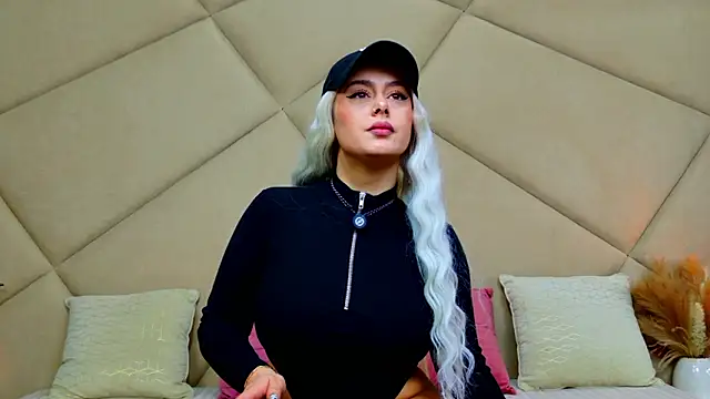 Snapshot of ChloeFrost chatting on 9, 2, 2026 ChloeFrost online show from 9, 2, 2026