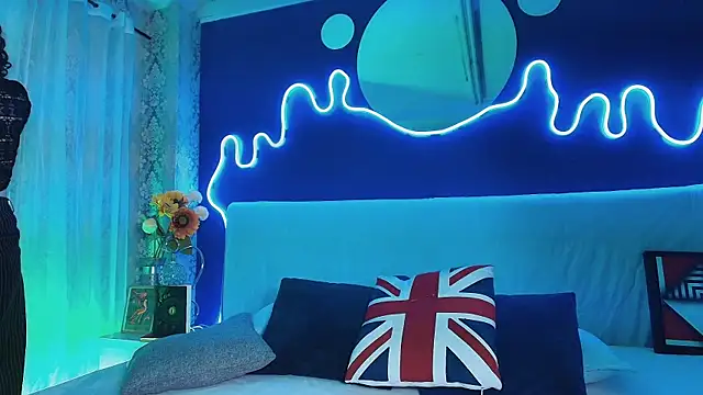 JeanneSabatier online show from 20, 4, 2026