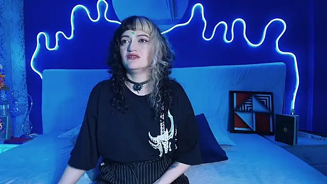 Snapshot of JeanneSabatier chatting on 30, 4, 2026 JeanneSabatier online show from 30, 4, 2026
