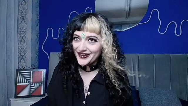 Snapshot of JeanneSabatier chatting on 3, 6, 2026 JeanneSabatier online show from 3, 6, 2026