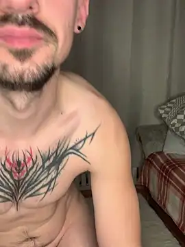 AssHunter4k online show from 3, 3, 2025