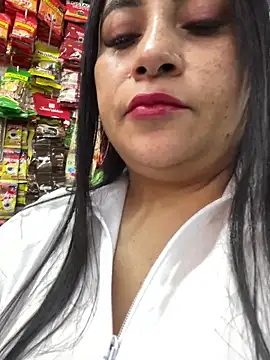 Miia Jazmin online show from 29, 9, 2025