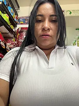 Snapshot of Miia_Jazmin chatting on 24, 5, 2026 Miia Jazmin online show from 24, 5, 2026