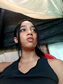 Zoe Sweett18 online show from 21, 3, 2025