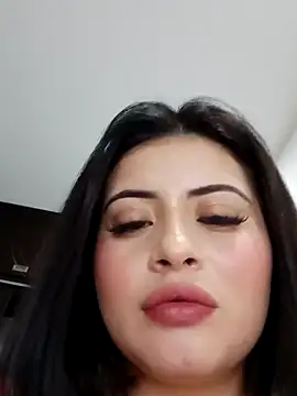 isabella1616 online show from 15, 2, 2025