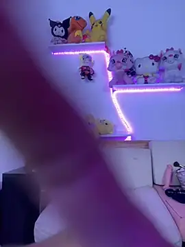 Snapshot of Michell_sr chatting on 27, 1, 2025 Michell sr online show from 27, 1, 2025