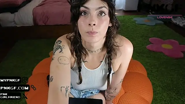 Snapshot of bunnierotten chatting on 26, 9, 2025 bunnierotten online show from 26, 9, 2025