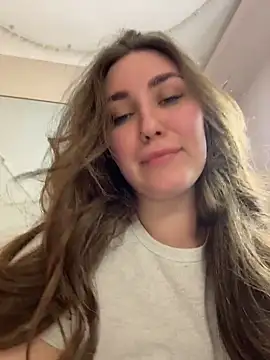 KiraBarlows online show from 28, 2, 2026