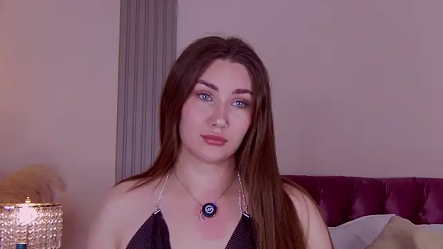 KiraBarlows online show from 24, 4, 2026