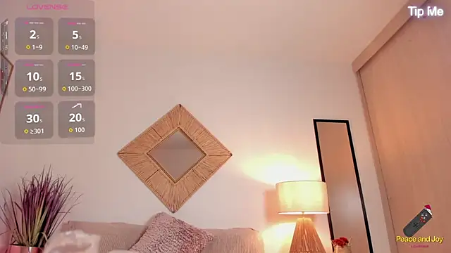 viviannehill hot online show from 12, 2, 2026