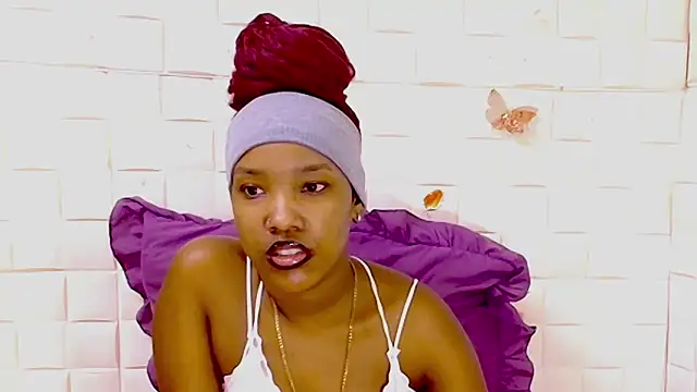 EroticSexyPrada online show from 2, 4, 2026